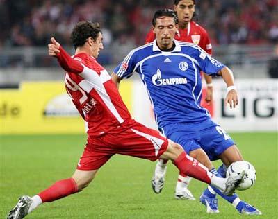 场外观众的 场外观众的